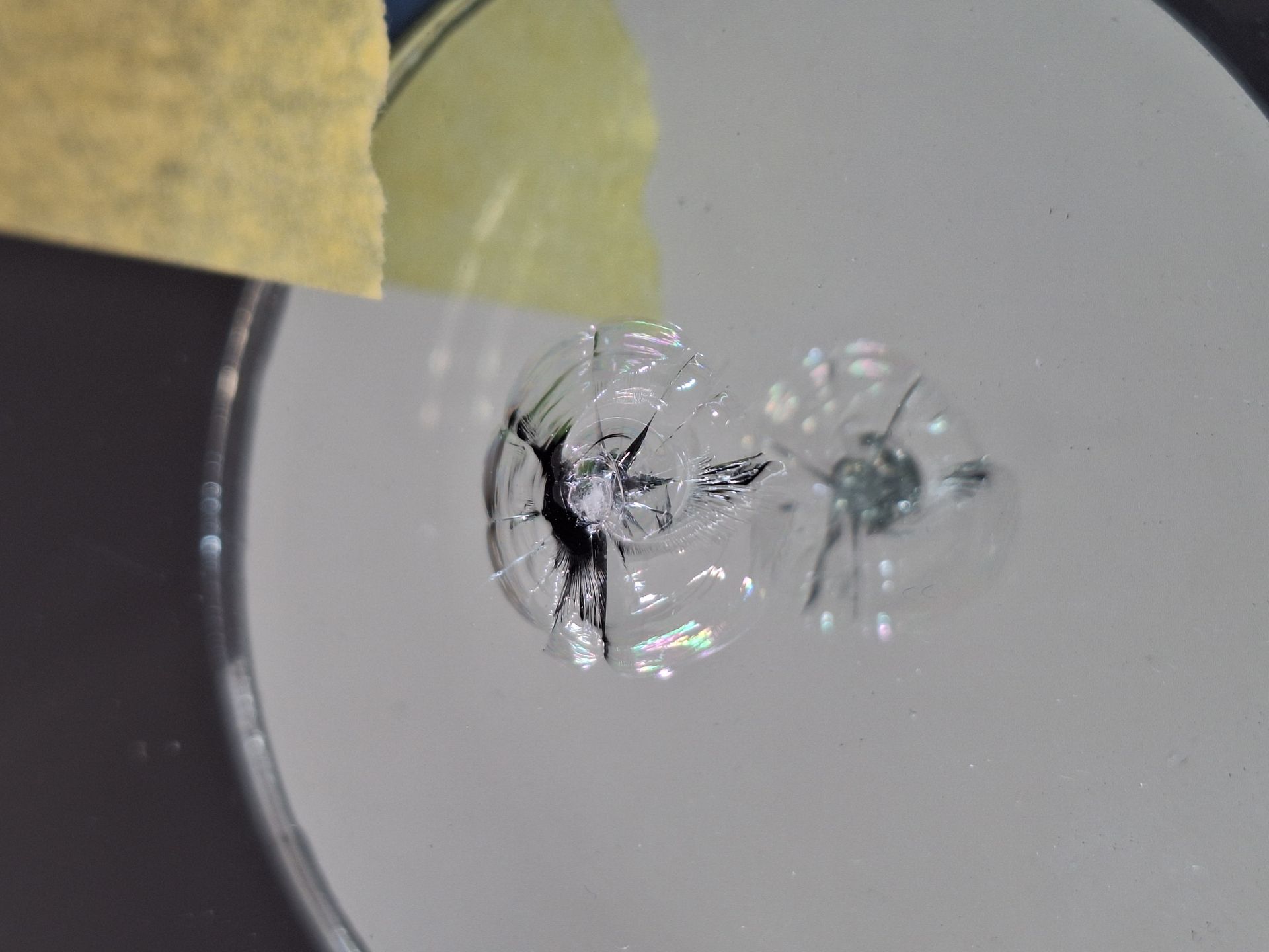 Steinschlag in der Scheibe