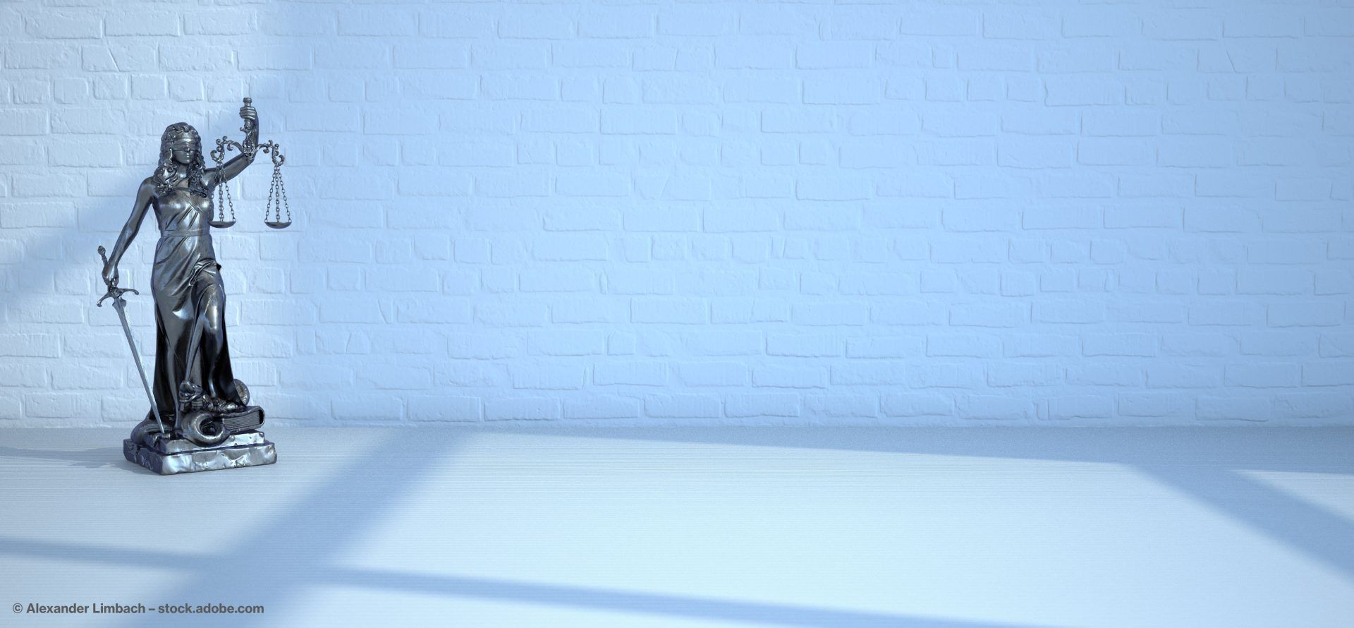 Eine Justitia Statue