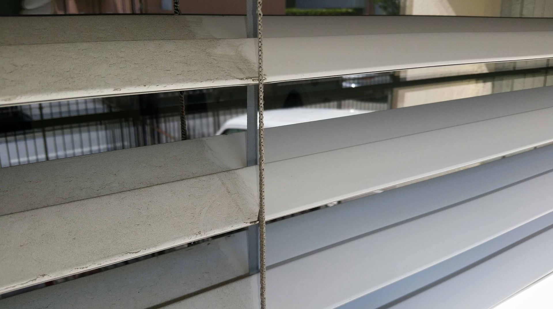 Pulizia Rolladen - De Stefano G.M. - Impresa di pulizia Bellinzona