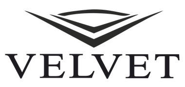 Logotipo de VELVET con emblema de chevrón negro estilizado sobre el nombre de la marca.