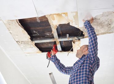 Raum im Bau aus Holz