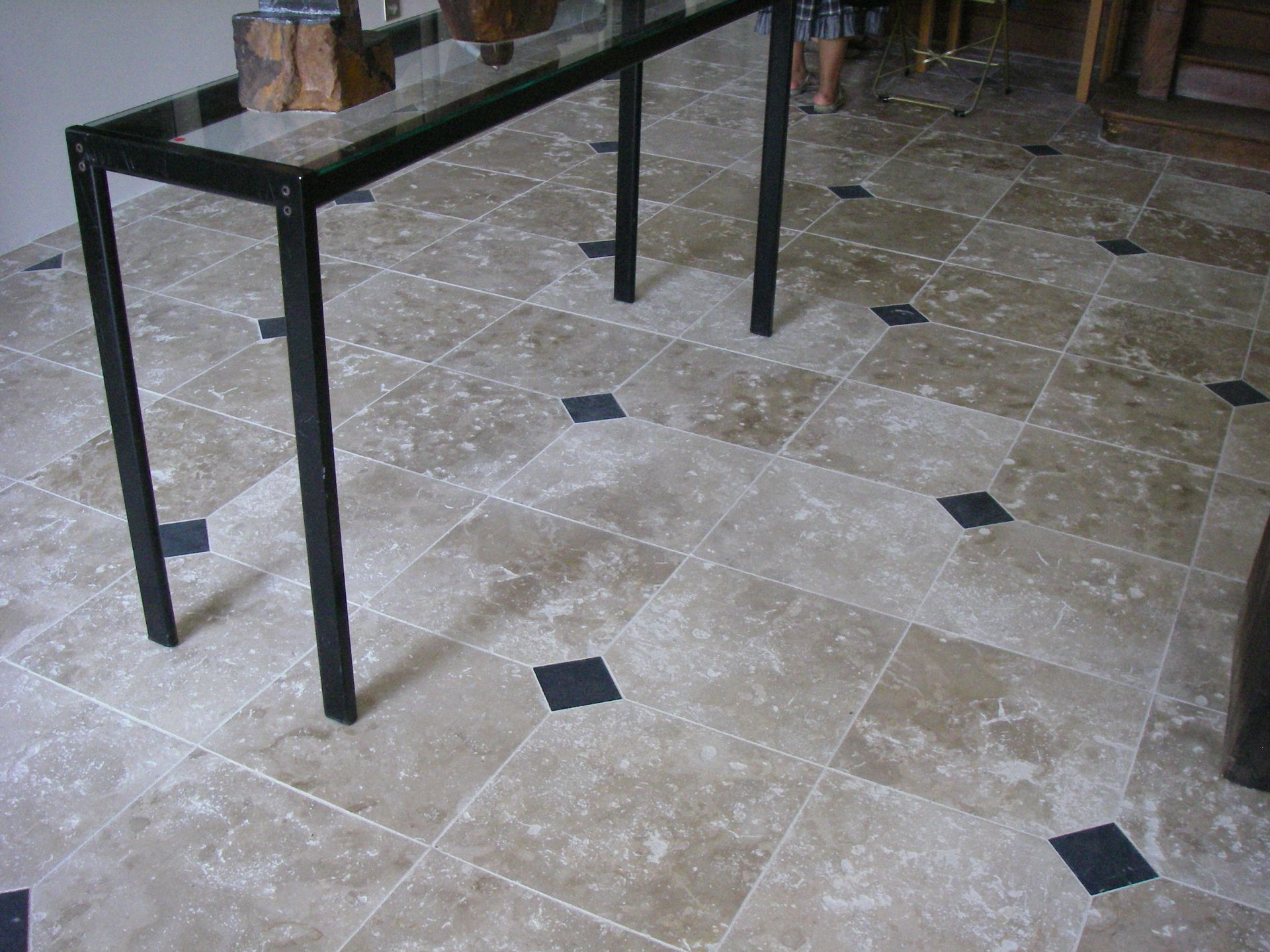 Carrelage intérieur avec formes de losange