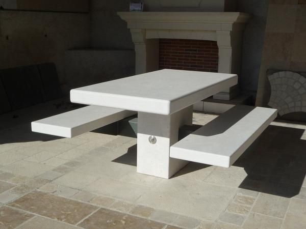 Table de jardin