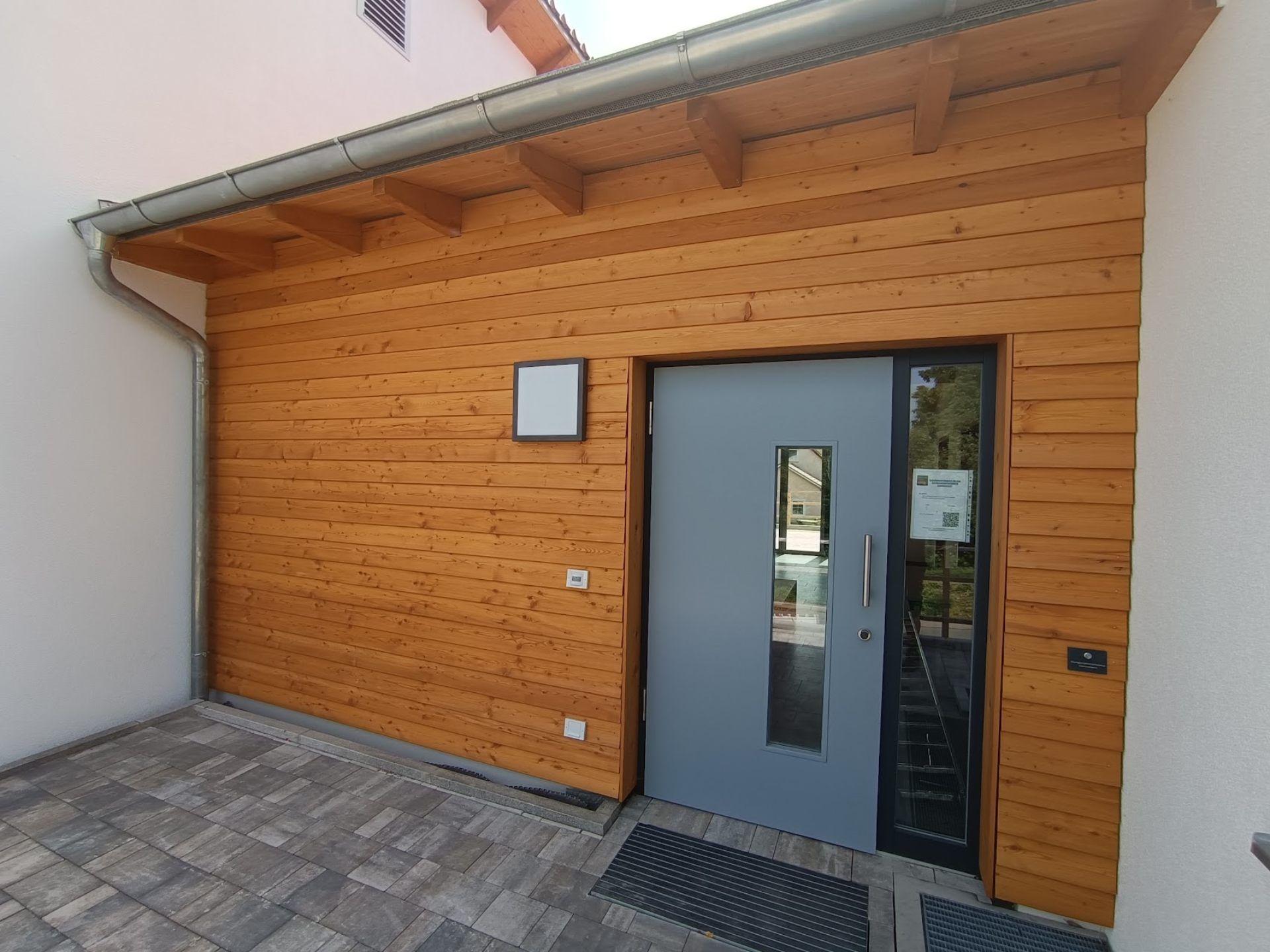 Vorderseite eines Hauses