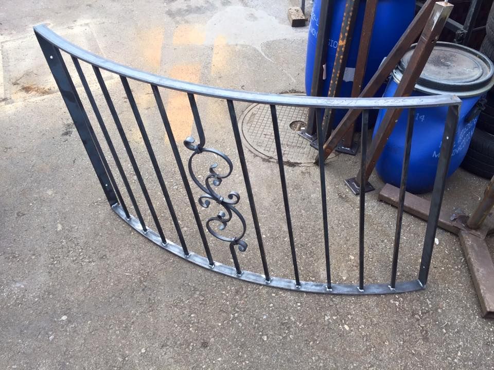 ringhiera ricurva - Fabrizio Bossi - Fabbro - Metalcostruzioni - Ticino