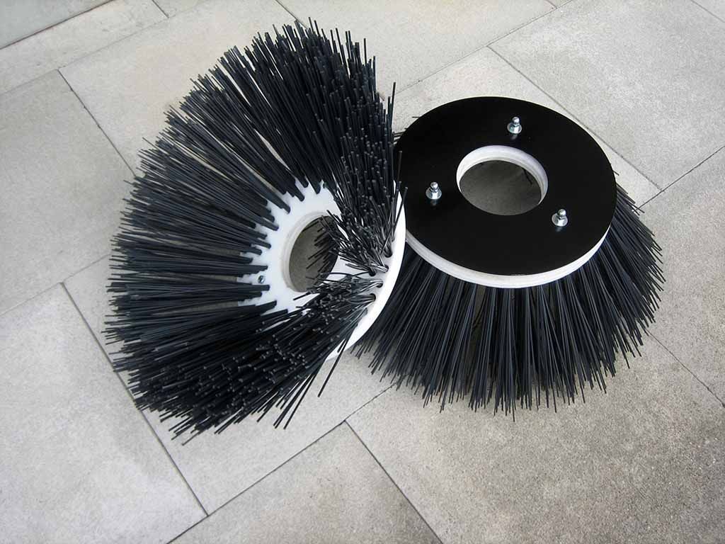 Strassenreinigung - Egholm-Tellerbesen