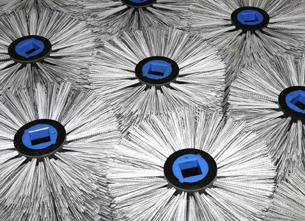 Strassenreinigung - Kehrwalzen 1