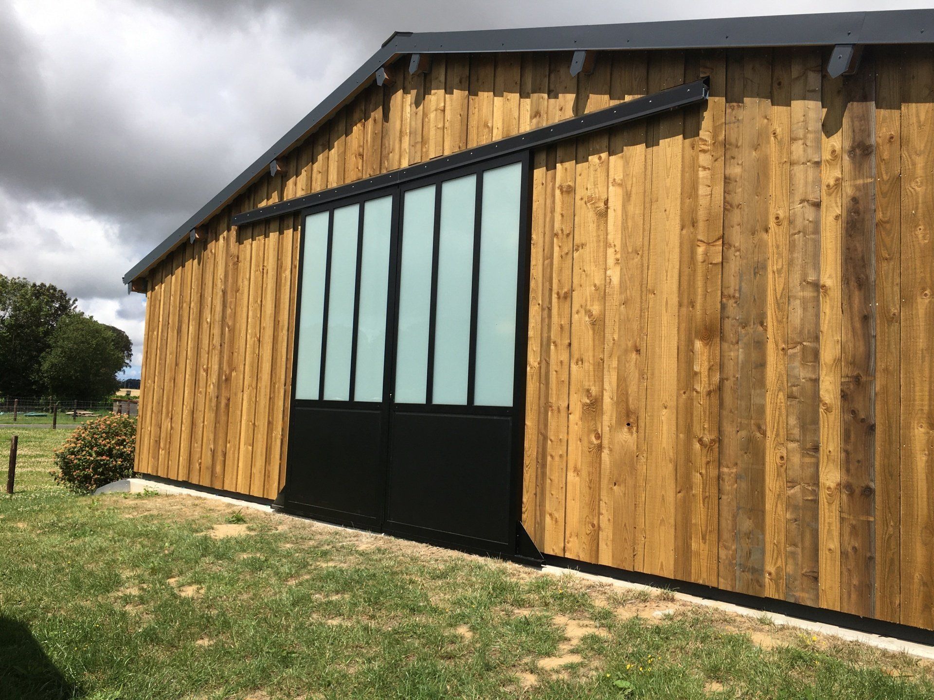 Porte d'écurie coulissante