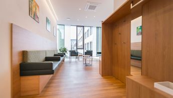 Behandlungsraum der Dr. med. Christian Höfling Facharzt für Urologie, medikamentöse Tumortherapie, Andrologie und Palliativmedizin