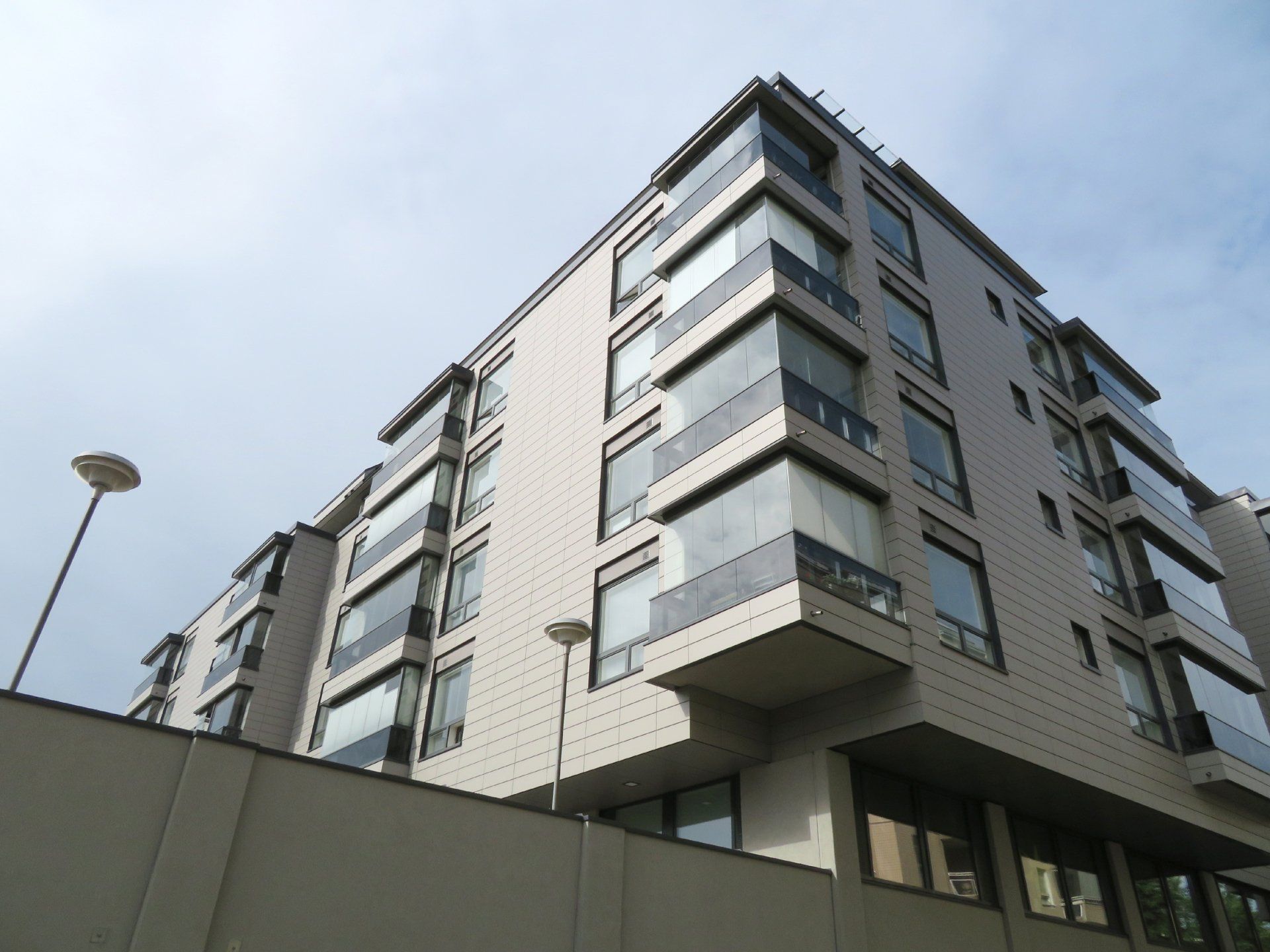 Consti Ruoholahti sivukuva 3