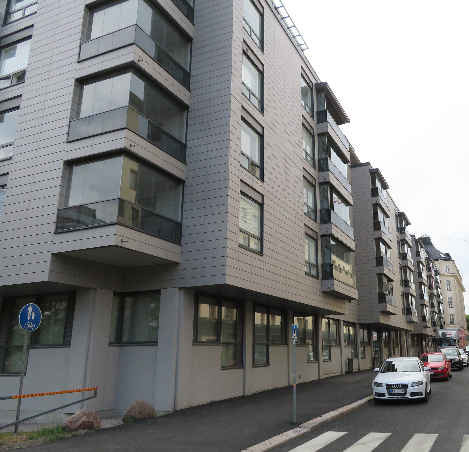 Consti Ruoholahti sivukuva 4