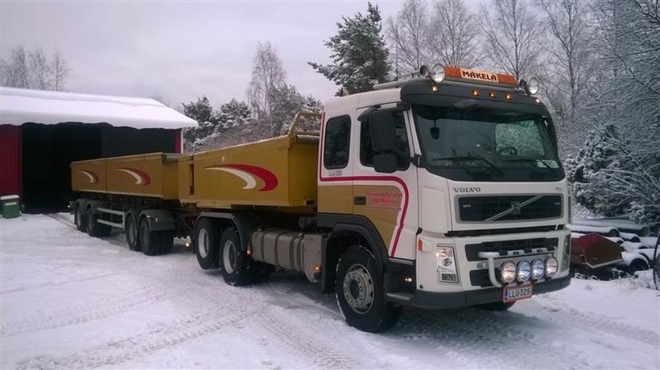 Kaivuu ja kuljetus P & T Mäkelä Avoin yhtiö