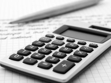 Steuer / Taschenrechner