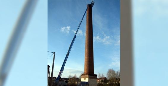 Démolition de bâtiments industriels