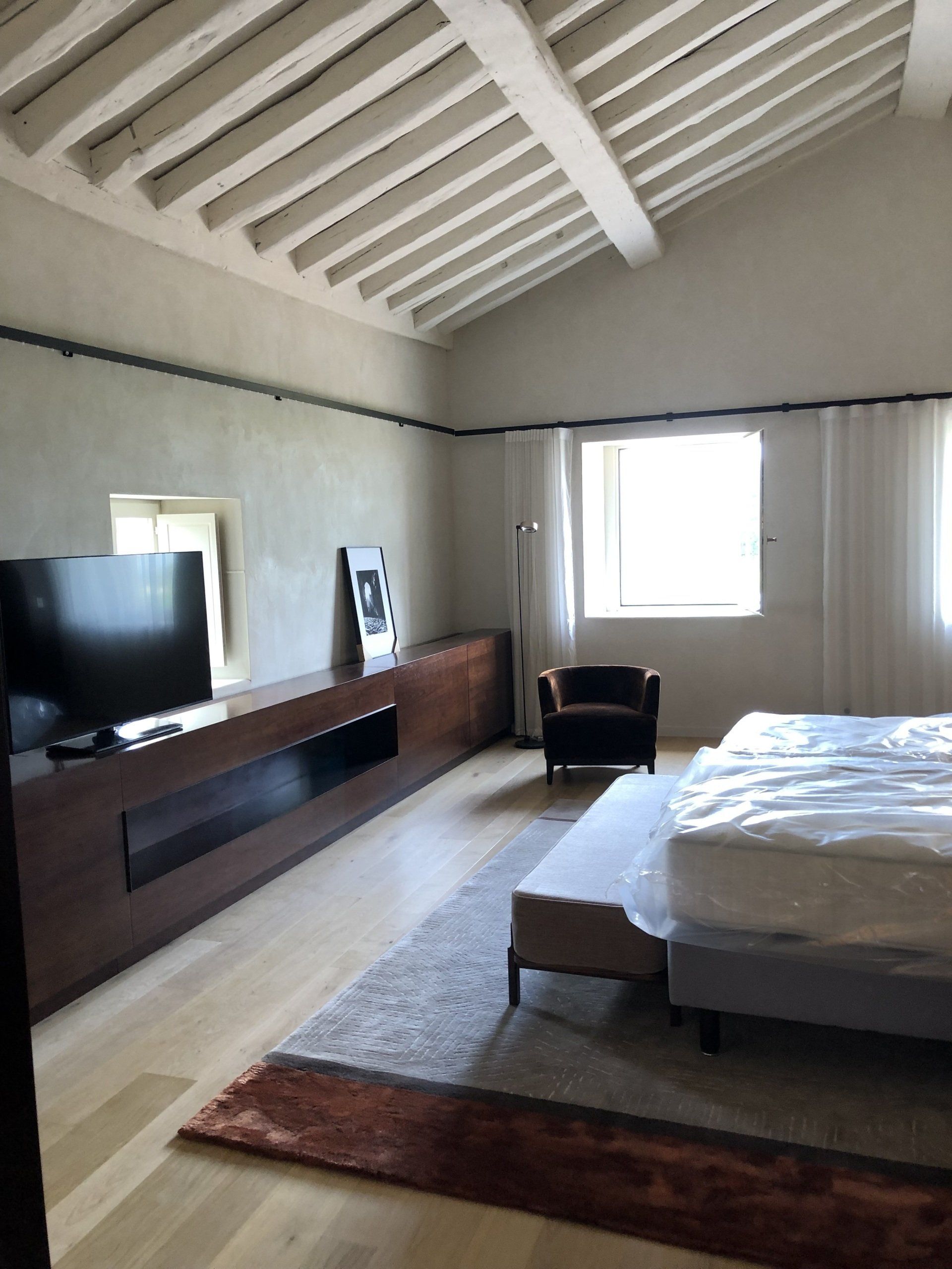 Chambre avec télévision