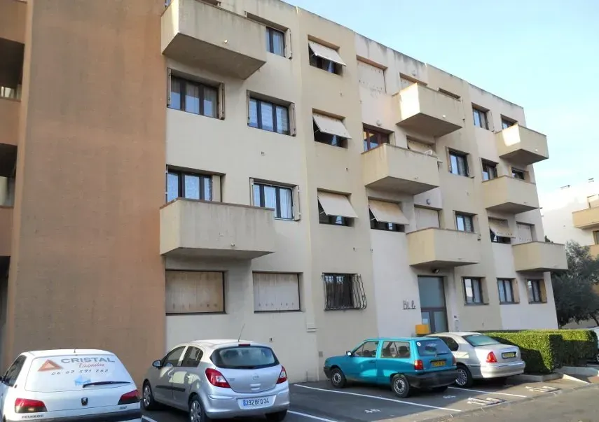 Photos Les Pinèdes Avant