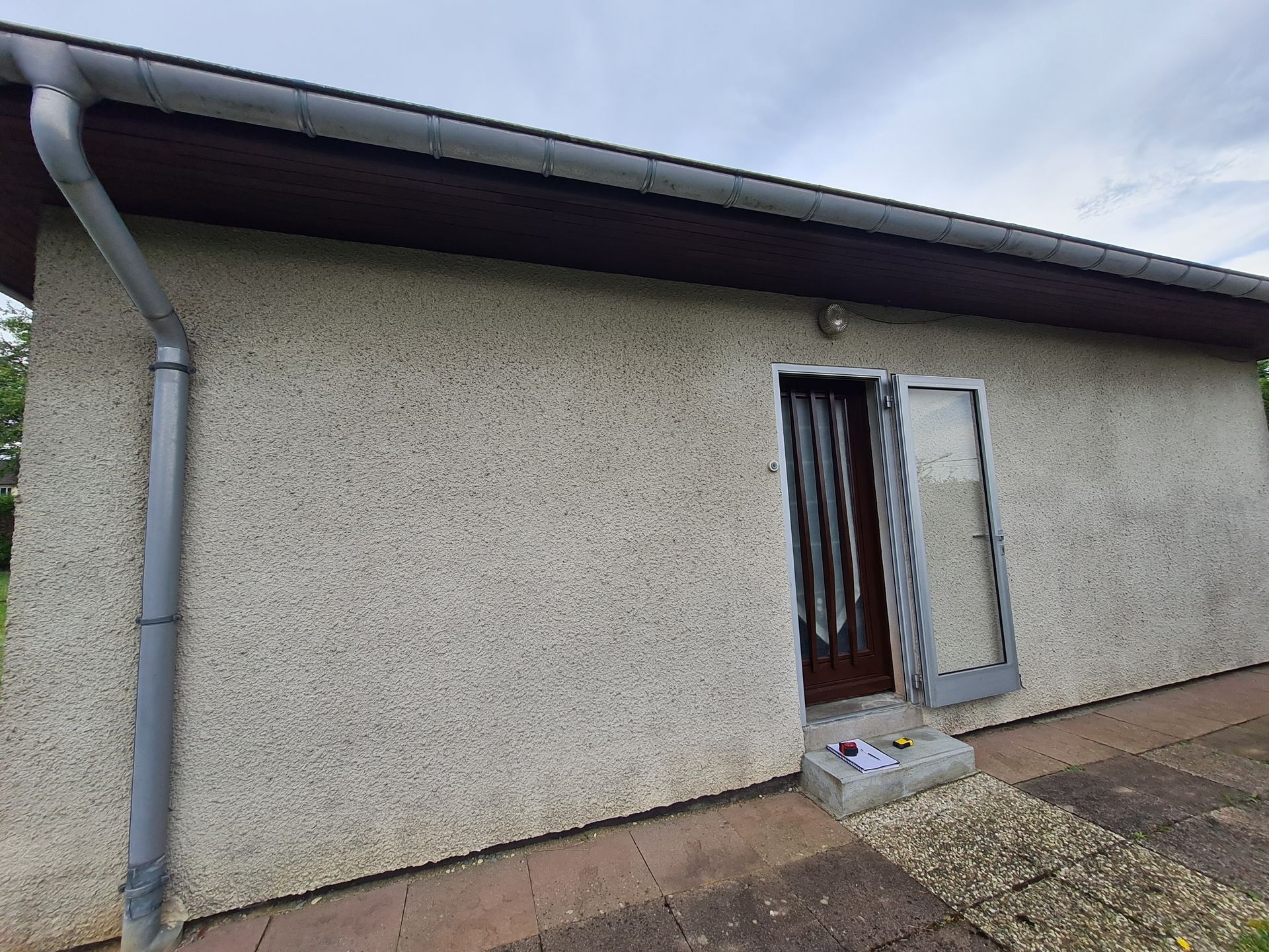 Maison avec crépis extérieur