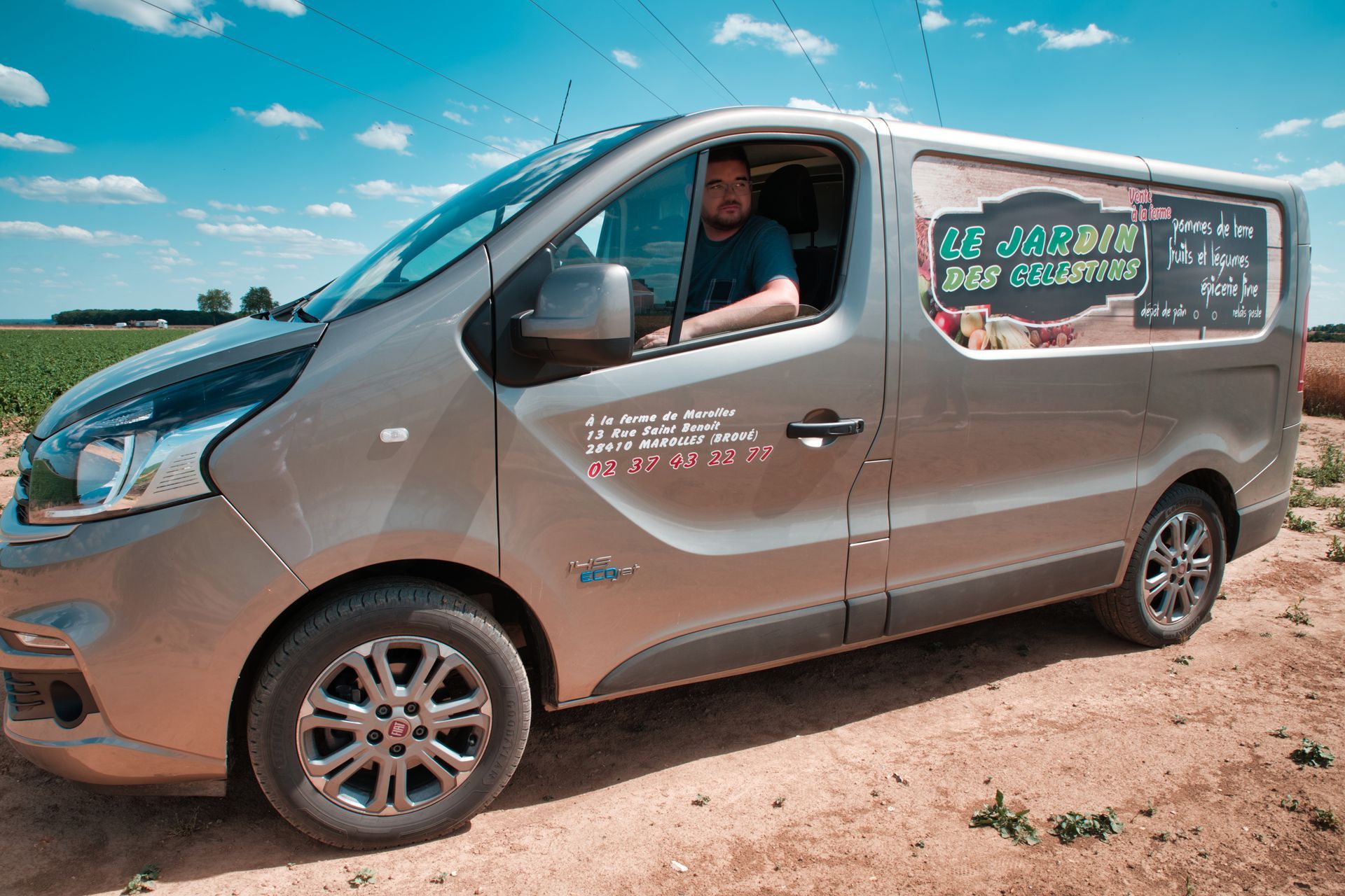 Camion de livraison de l'entreprise