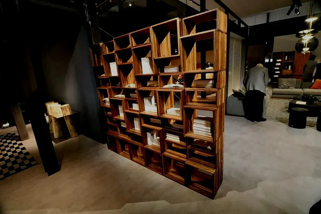 Bibliothèque en bois