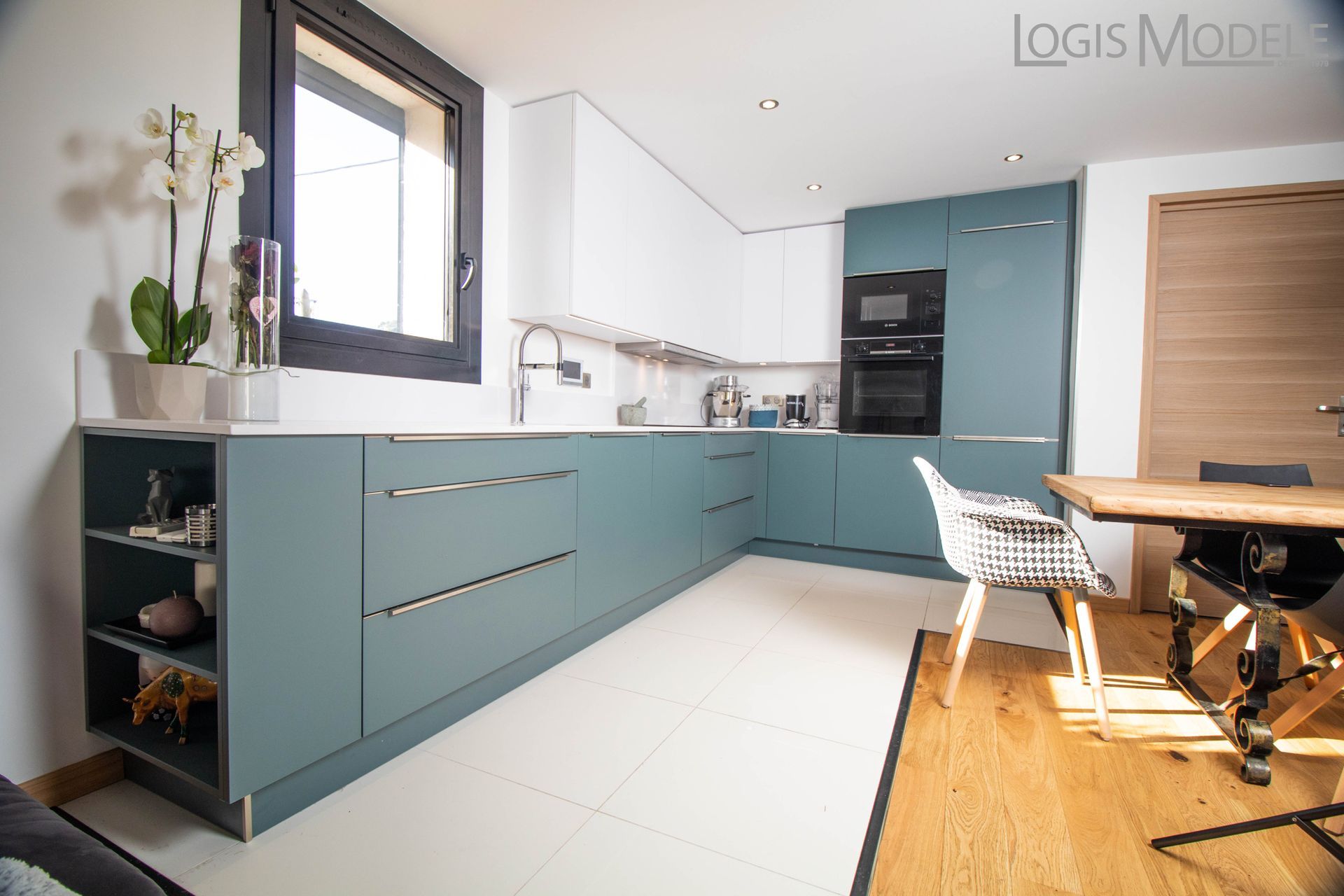 Cuisine moderne bleue