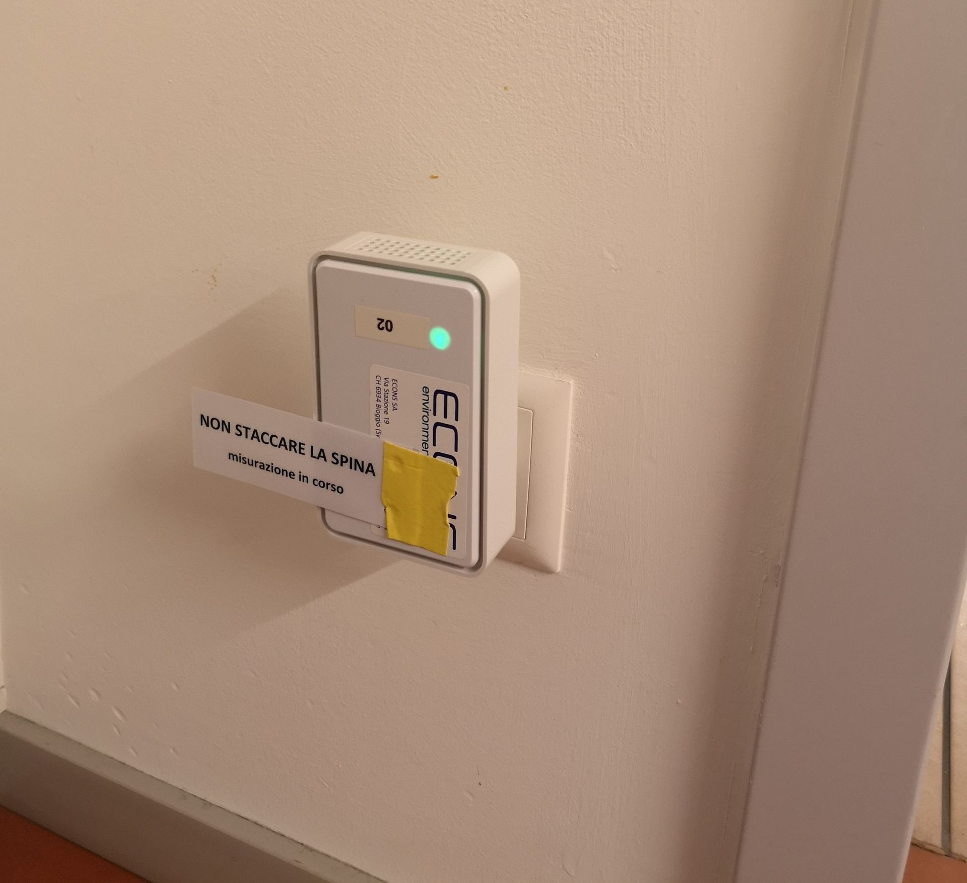 componente di vecchia stufa con sostanza nociva - Econs SA