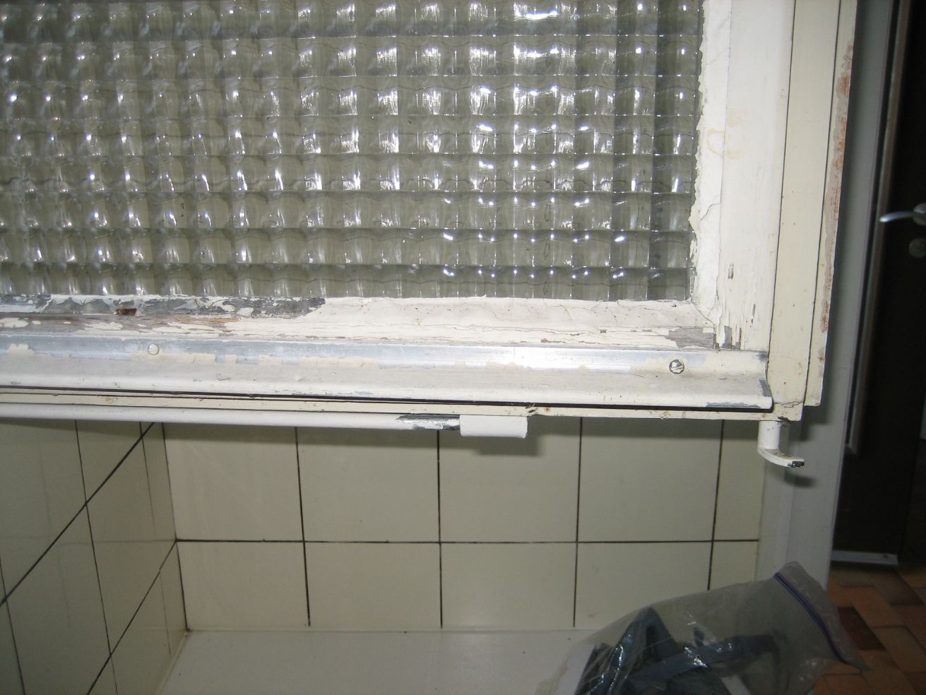 finestra con contaminazione amianto - Econs SA