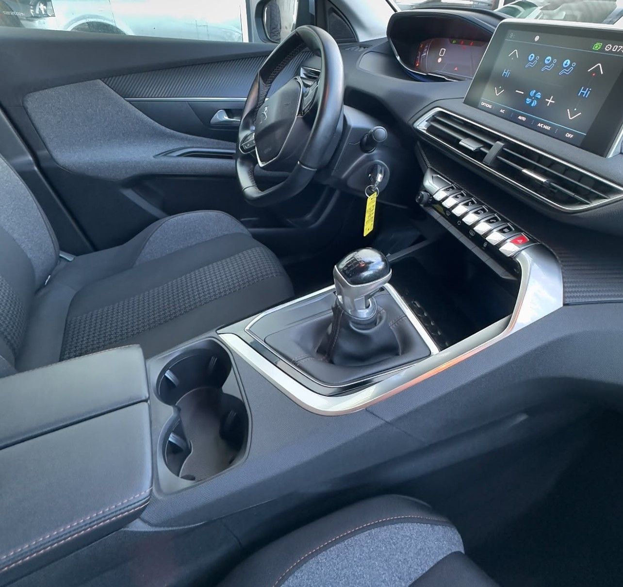 L'habitacle d'une voiture de luxe