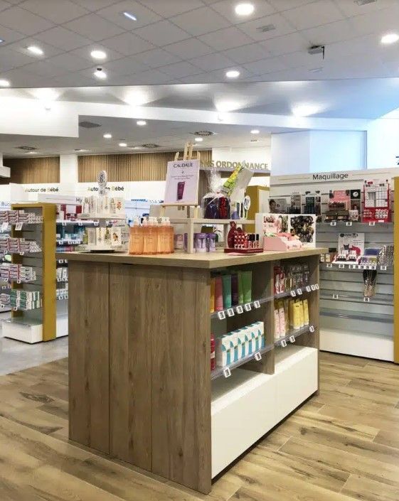Produits de maquillage et cosmétiques.