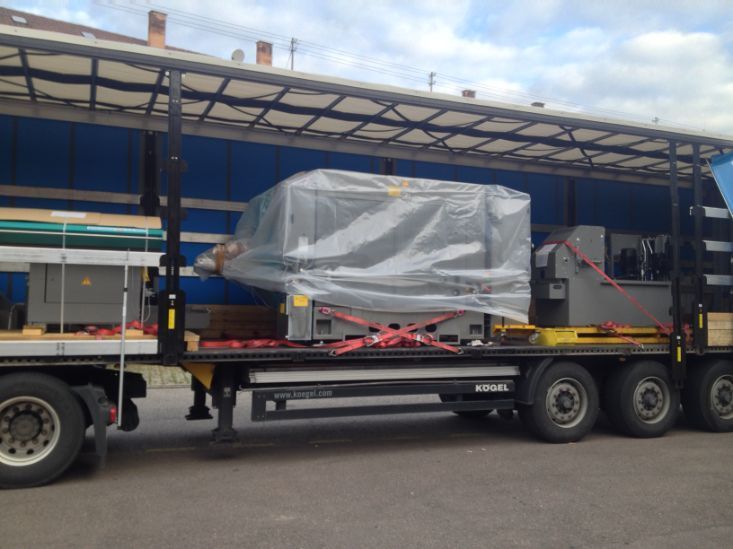 beladener Anhänger eines Lkws