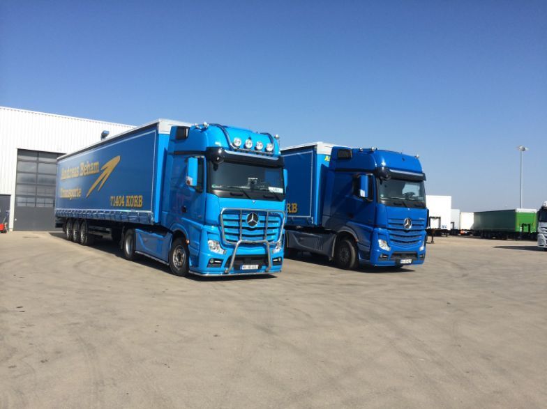 zwei Lkw von Andreas Beham Transporte