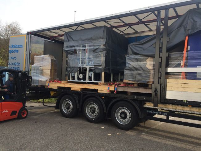 offener Anhängerraum Lkw