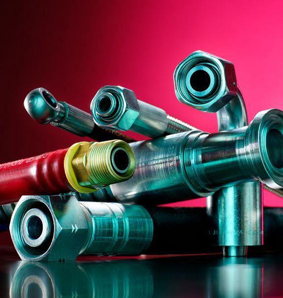 Flexibles et raccords hydrauliques