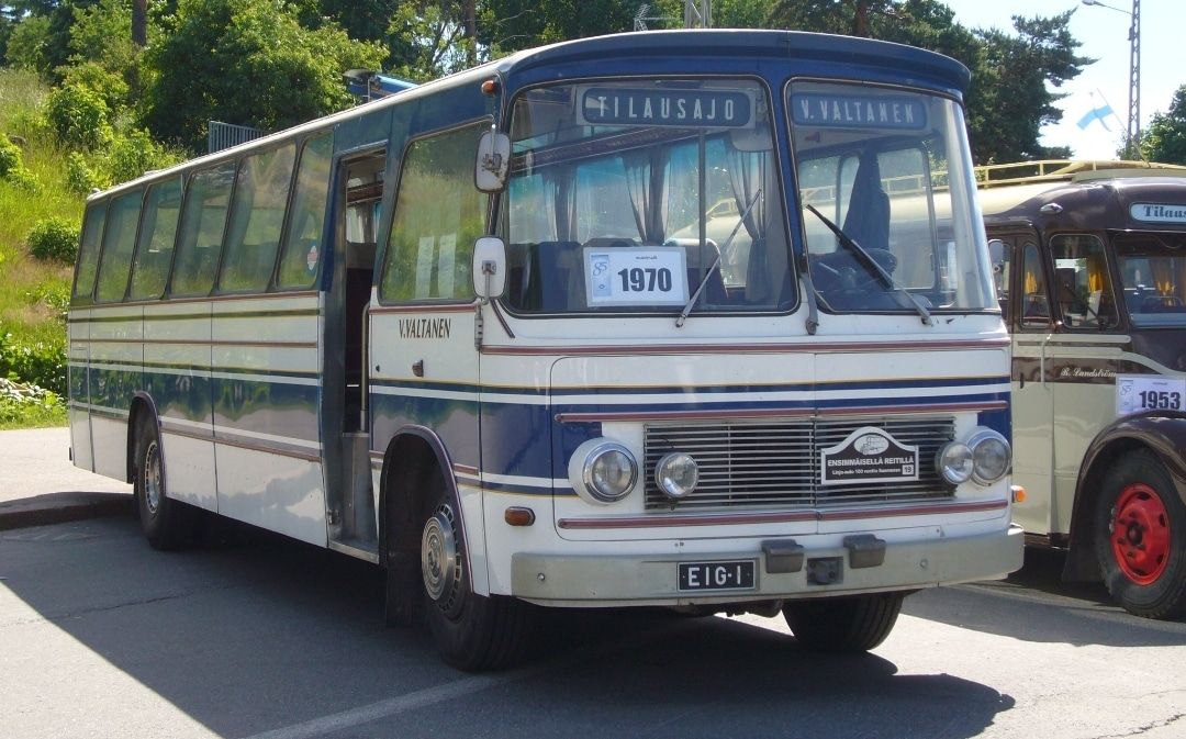 Valtasen Liikenteen upea nostalginen museobussi valmiina erikoisajoihin