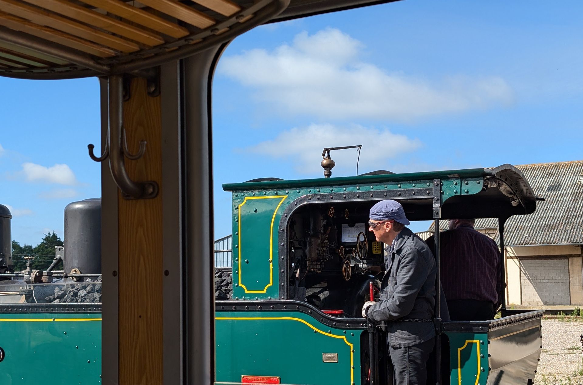 Ambiance des bains de mer au Crotoy et train historique