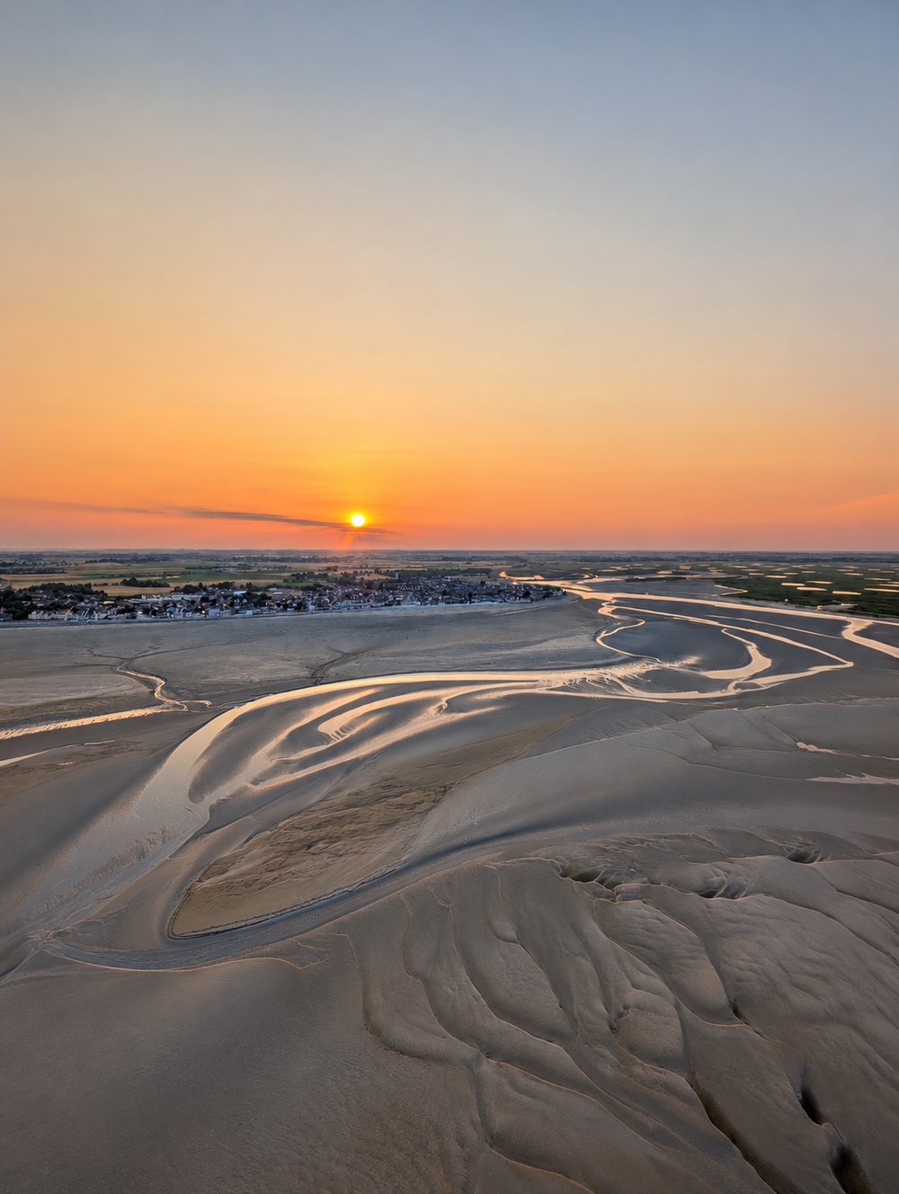 Coucher de soleil sur les chenaux de la Baie de Somme
