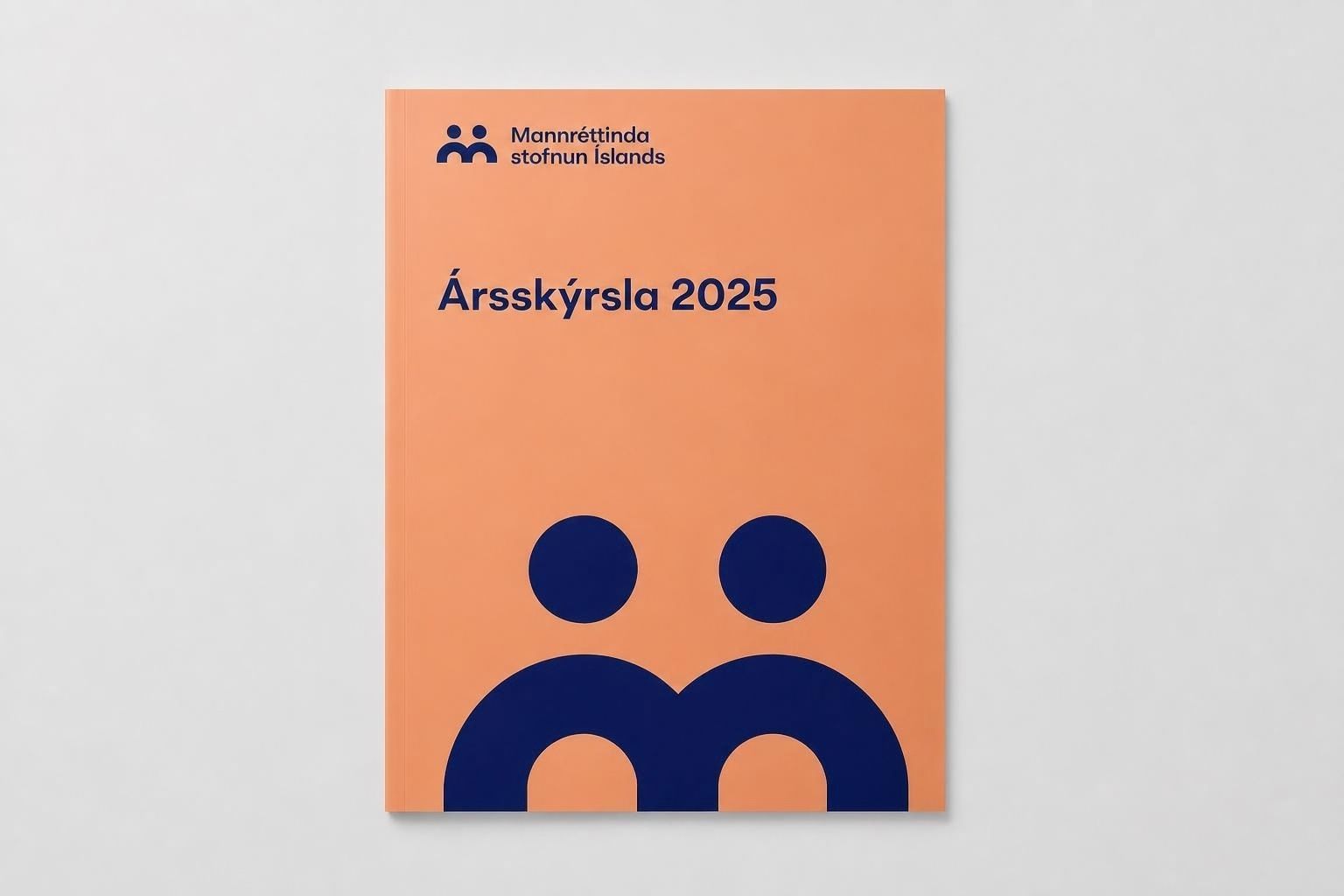 Mynd af forsíðu ársskýrslu Mannréttindastofnunar Íslands