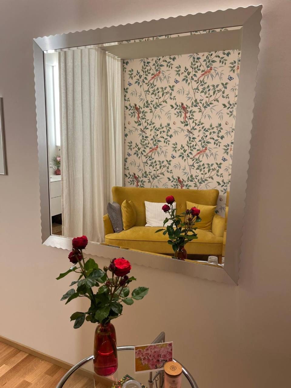 Blumen und Dekorationen in der Praxis für manuelle Lymphdrainage | Kosmetik