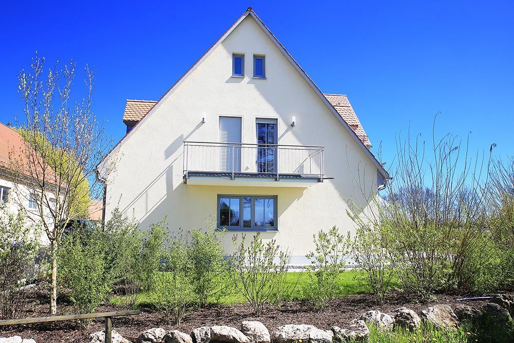 Haus Satteldach Hecke