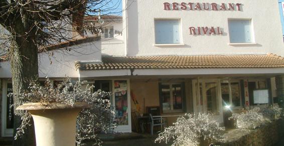 Hôtel Restaurant Rival à Usson-en-Forez - Hôtels