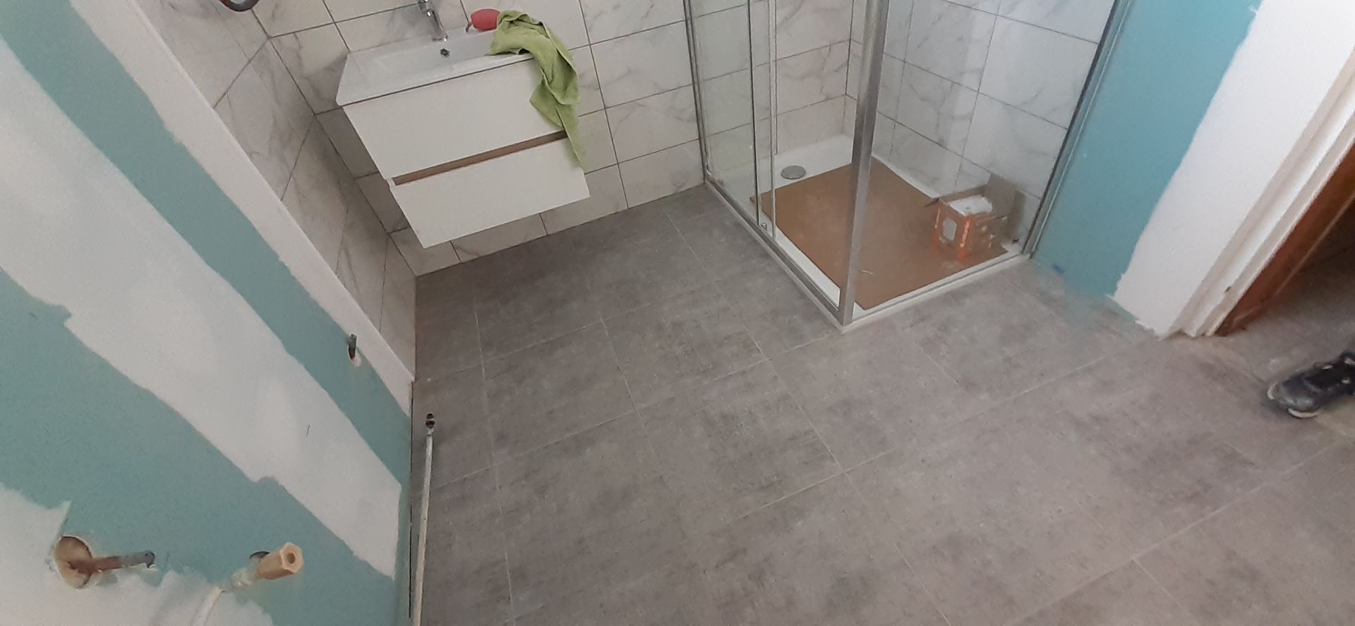 Réalisation sol de salle de bain