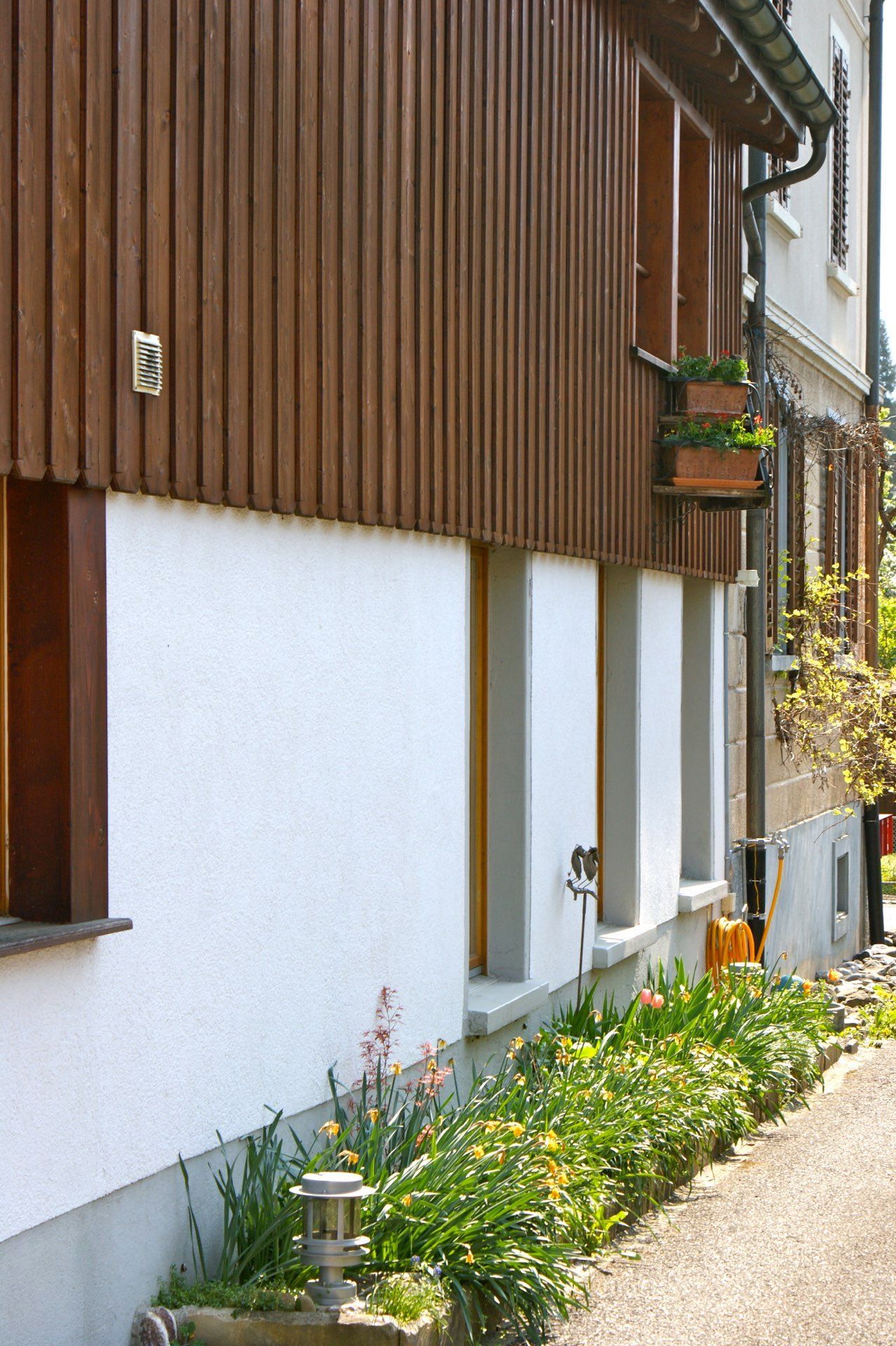 Fassaden Sanierung - Majoleth GmbH Malerfachbetrieb - Samstagern