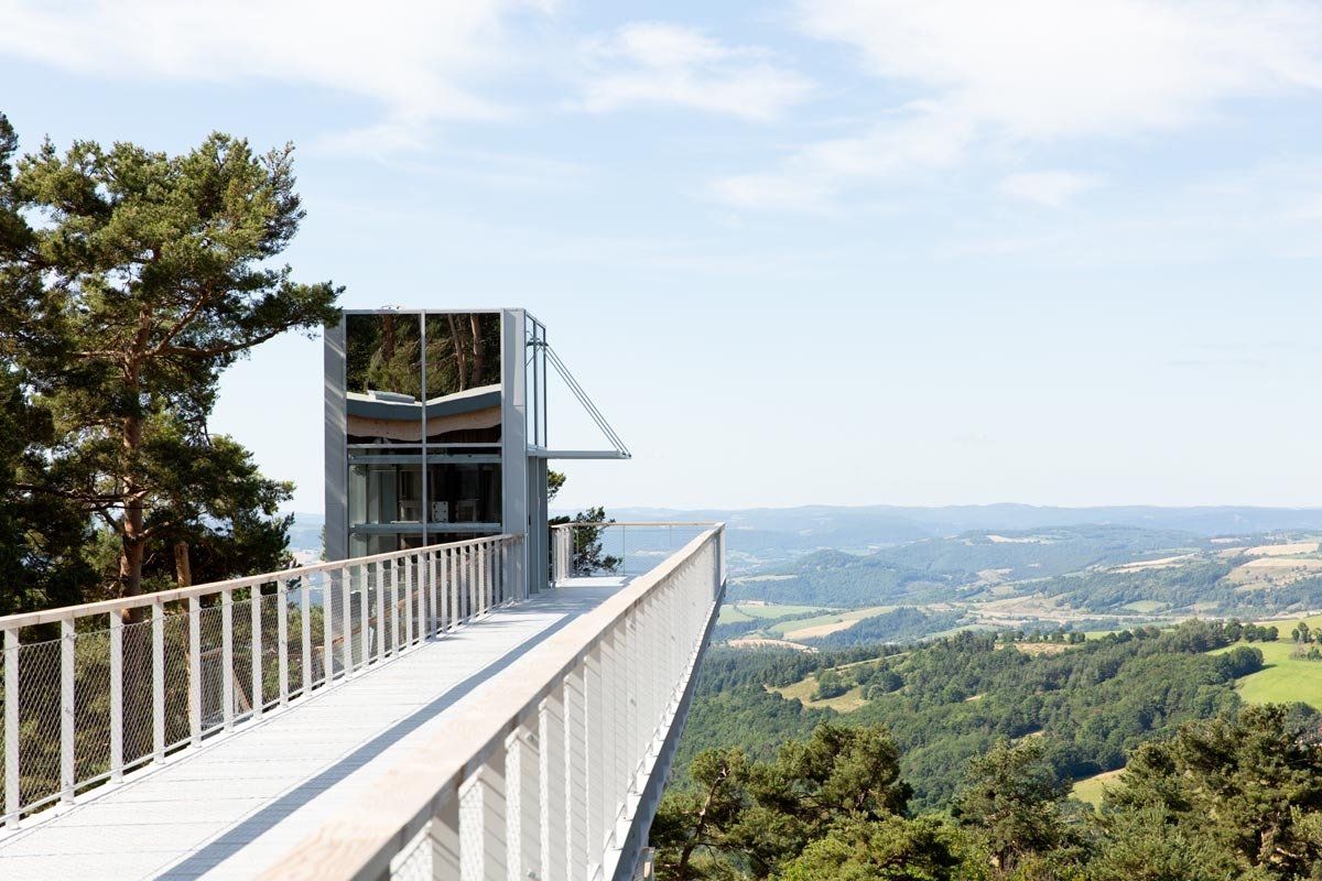 Passerelle - Parc aux Loups du Gévaudan 1