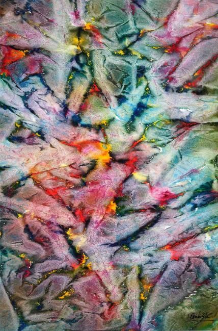 Obra de arte abstracta y colorida. Aspecto arrugado con varios colores, incluyendo rojo, azul y amarillo.