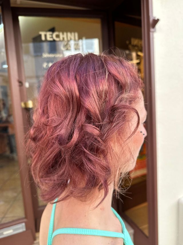 Cheveux cuivré rouge intense