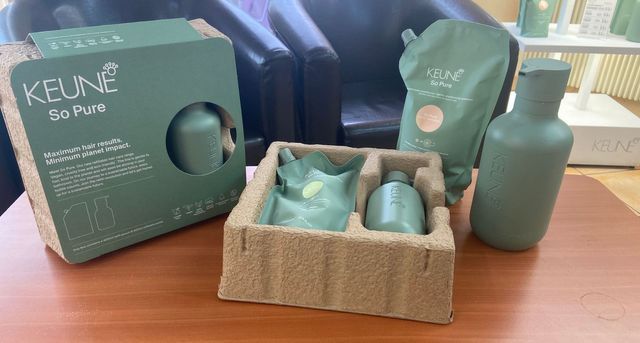 Produits de la marque Keune : bouteilles et éco-recharges