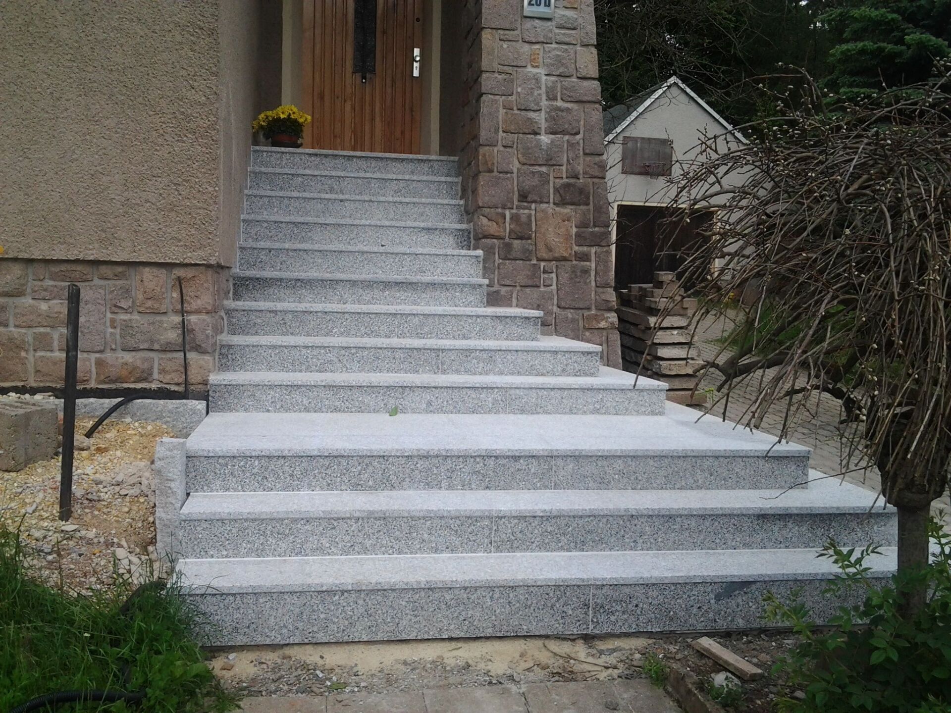 Terrasse aus Naturstein, Mülsen