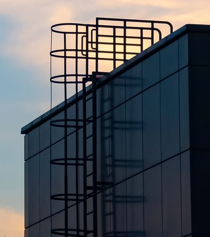 Échelle à crinoline.