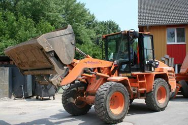 Litern Hubraum und 180 PS