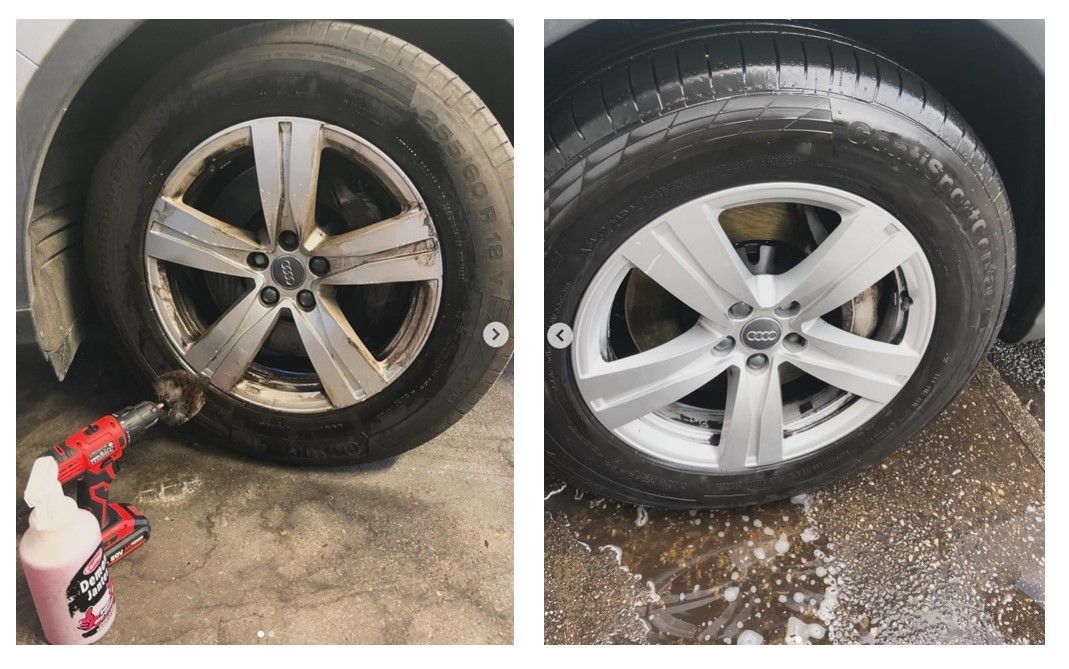 Une roue de voiture avant et après le nettoyage.