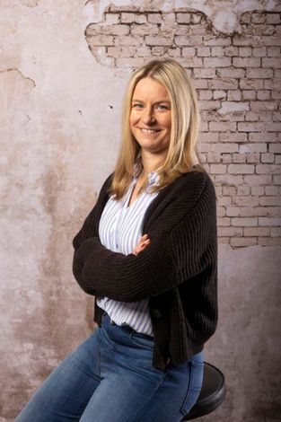 Melanie Klose, Steuerfachangestellte